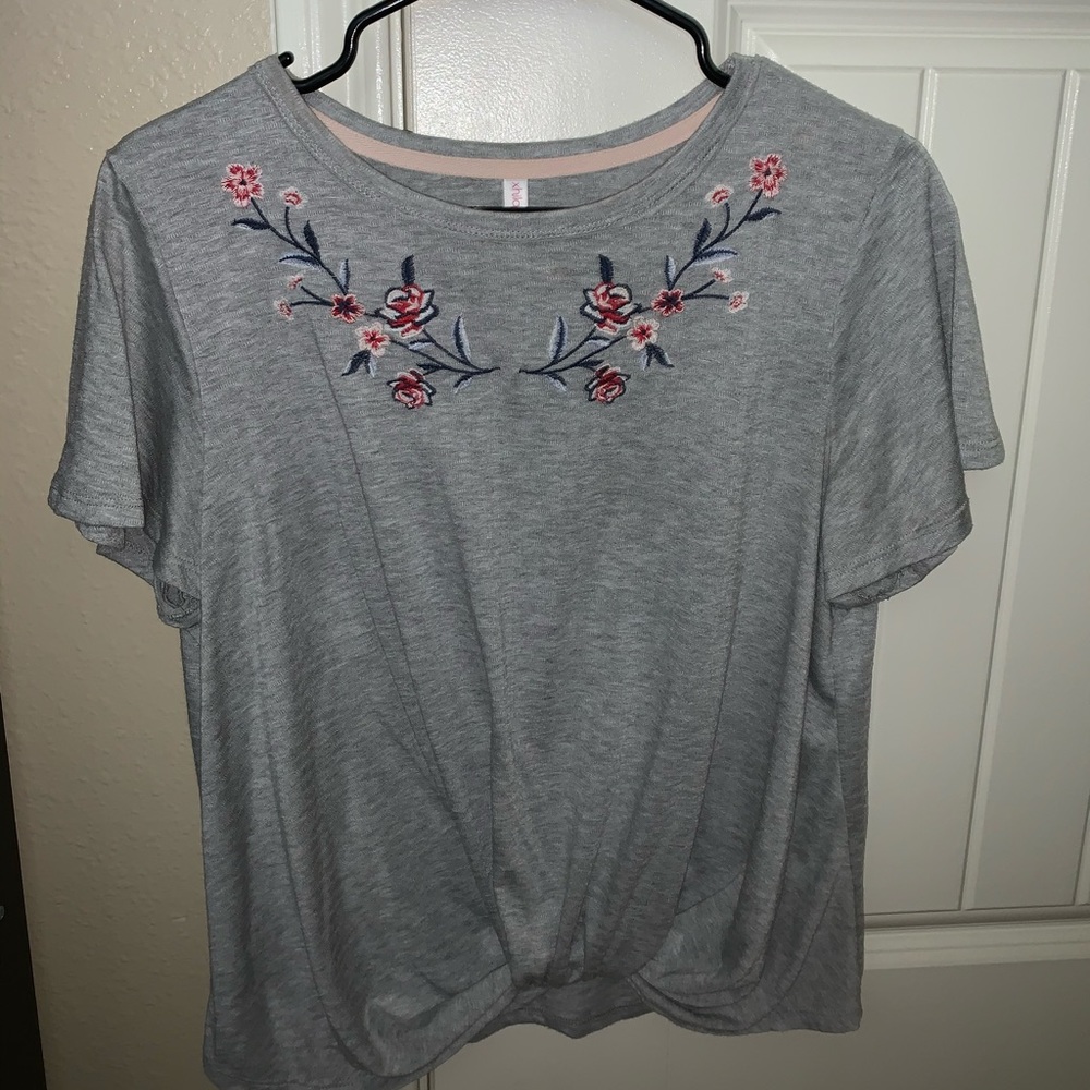 Gray top